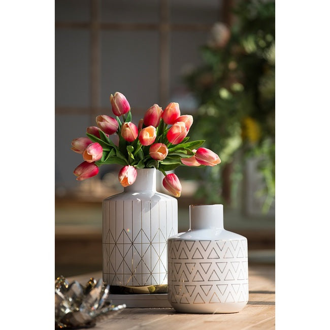 Geo Vase 20 cms high Indoor/Outdoor