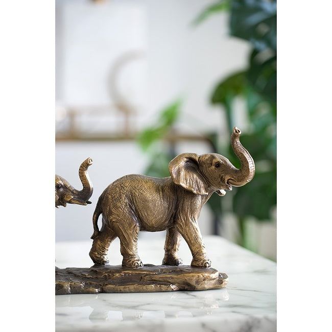 Elephant Family Statue