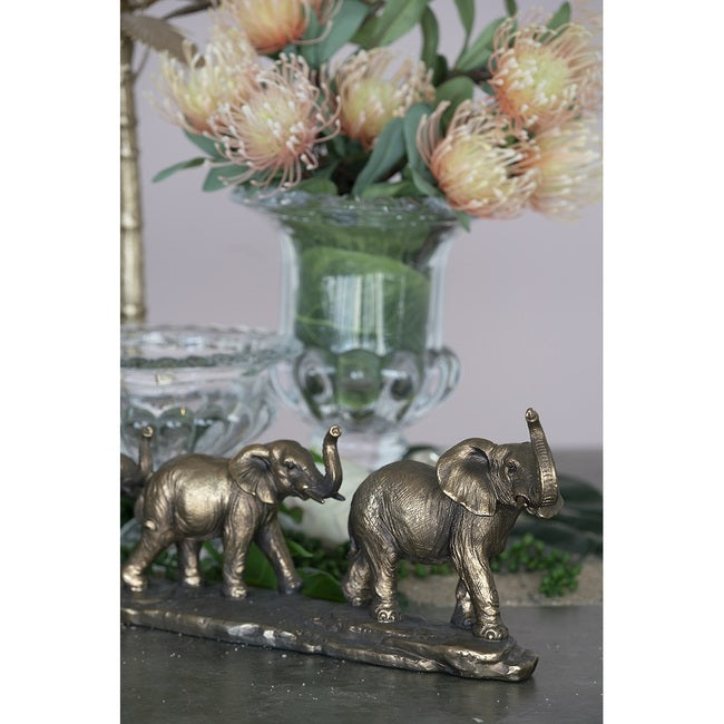 Elephant Family Statue